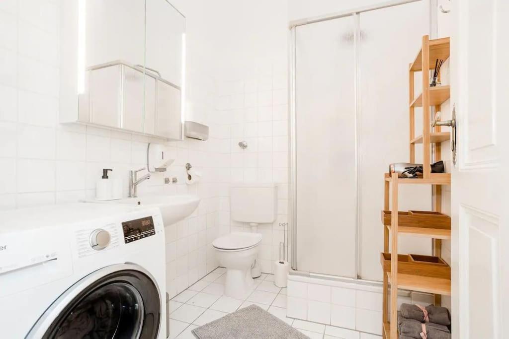 Newly Furnished Apartment For Up To 6 People Berlin Dış mekan fotoğraf